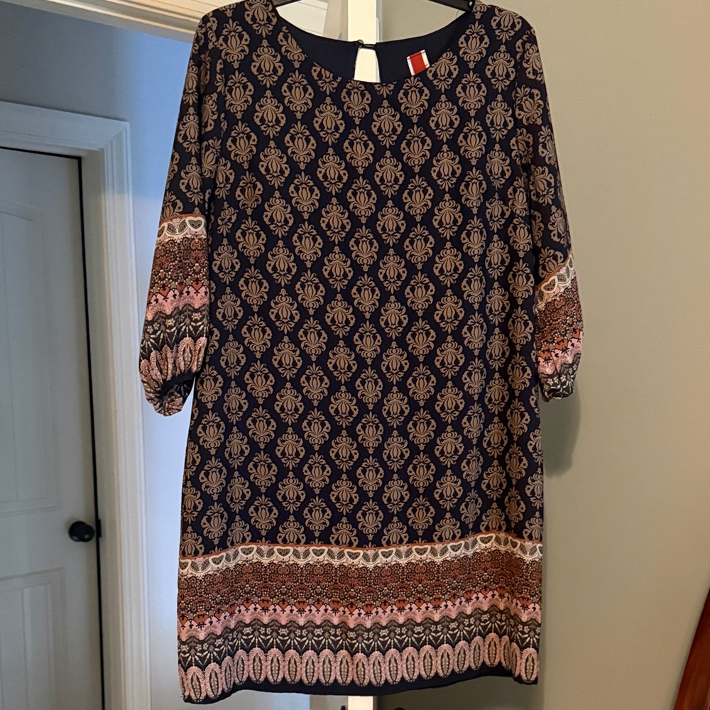Elegant Navy and Pink Patterned Dress